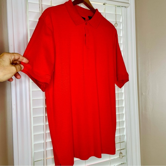 🩷 HAGGAR MENS POLO STYLE MENS SIZE MEDIUM SALMON COLOR EMBOSSED CHECK PATTERN - Picture 3 of 4